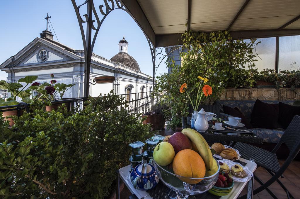Terrazza Duomo Acomodação com café da manhã Nápoles Exterior foto